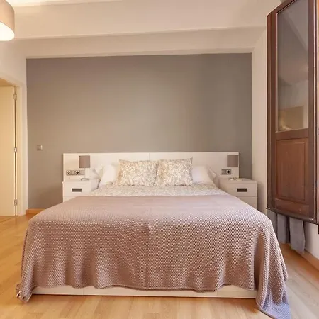 Beautiful Apartment In Abat Street By Batuecas Tarragona Exterior photo