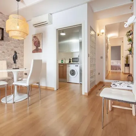 Beautiful Apartment In Abat Street By Batuecas Tarragona Exterior photo
